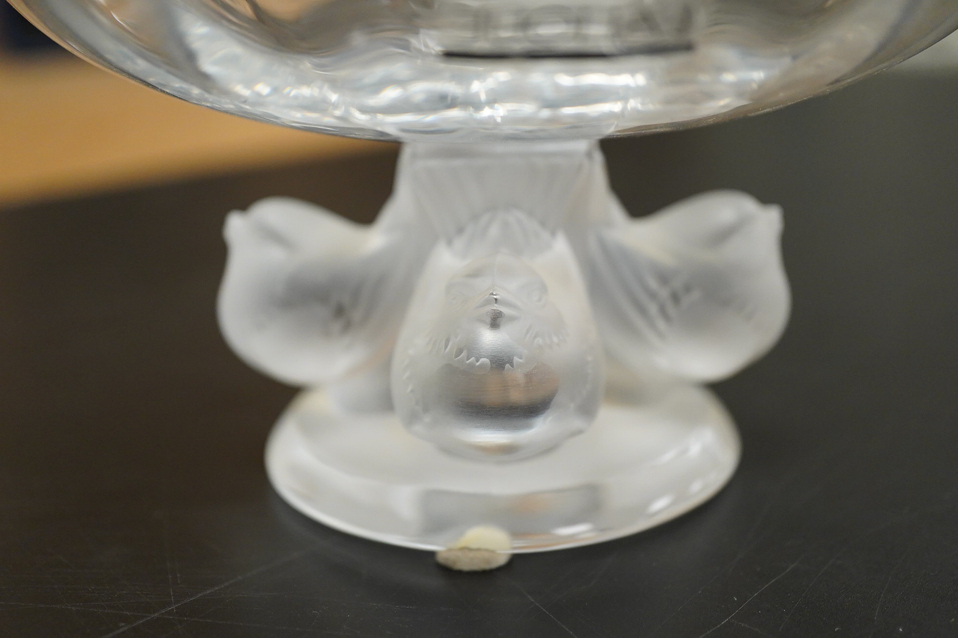 A modern Lalique Nogent pedestal bowl, signed to the base, 14cm in diameter